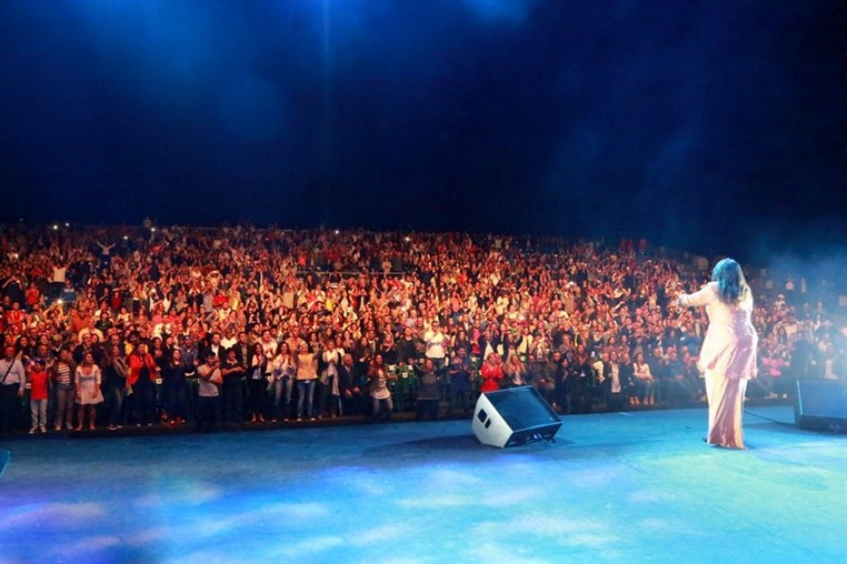 Gloria Gaynor at Ehdeniyat
